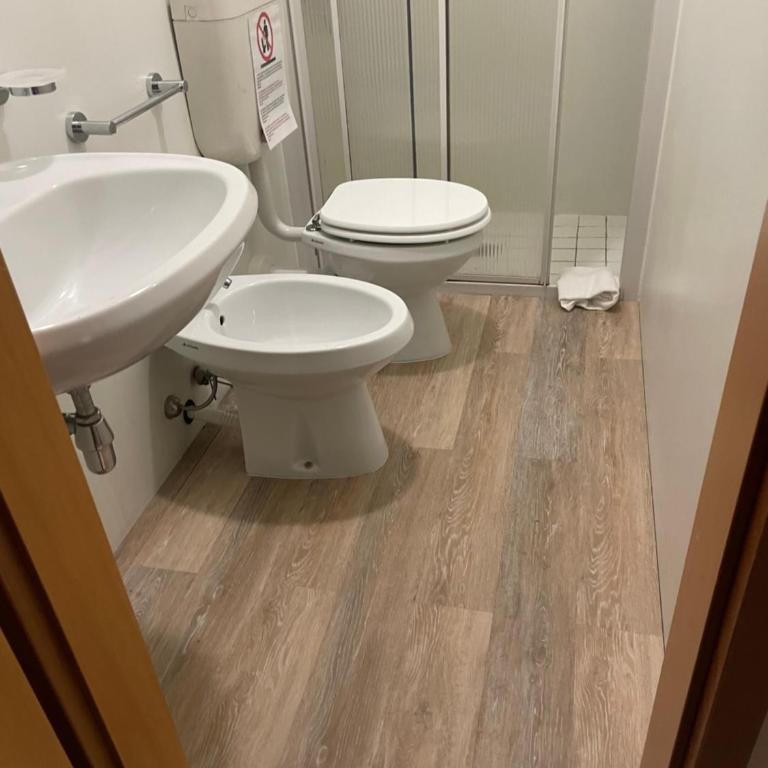 Domus La Foce Hotel - Camera Tripla con Bagno Privato - 2