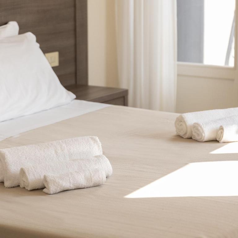 Hotel Edelweiss Riccione - Camera Matrimoniale con Letto a una Piazza e Mezza - 24