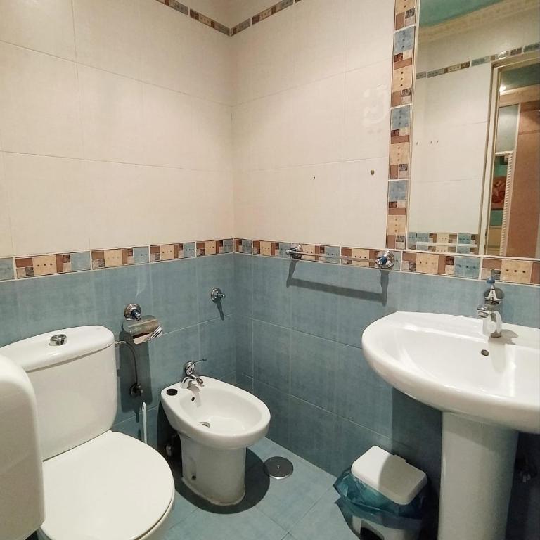 Hostal Avenida Andalucia - Solo Adultos - Habitación Doble Deluxe - 4
