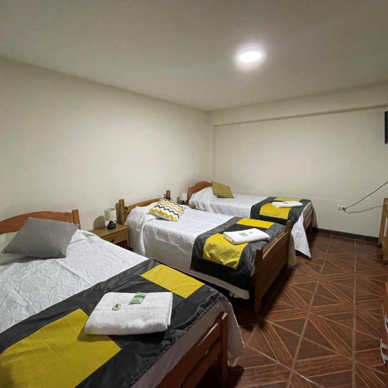 Hostal CECIL + - Habitación Triple - 1