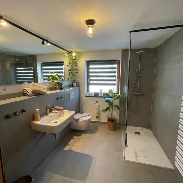 Haus Erich K. - Four-Bedroom House - 7