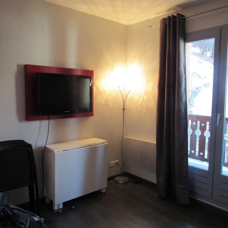 studio moderne avec coin montagne la vallée blanche 2 La Foux d Allos - Apartment mit 1 Schlafzimmer - 8
