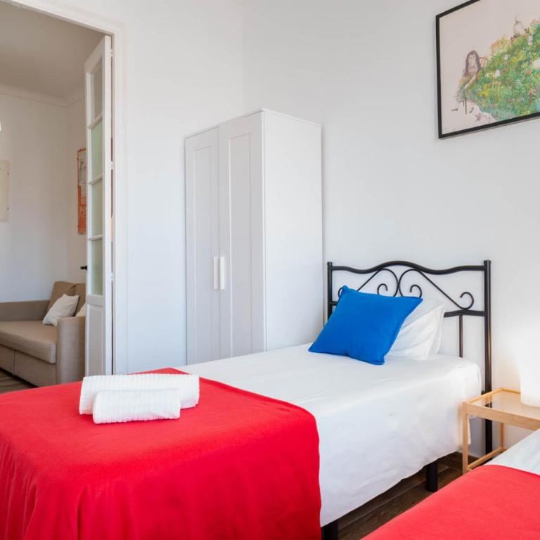 Apartamentos Alcazaba - Two-Bedroom Apartment with View - 7