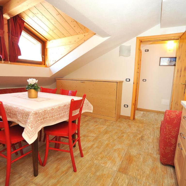 Albergo Stelvio - Appartamento con 2 Camere da Letto (6 Adulti) - 3
