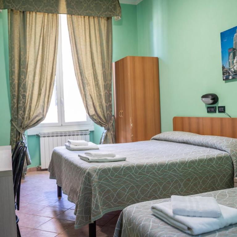 Hotel Ferrarese - Camera Tripla Classic - 4