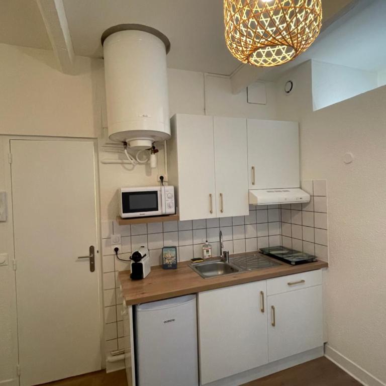 Joli Appart avec Parking en coeur de ville de SETE - Appartement 1 Chambre - 4