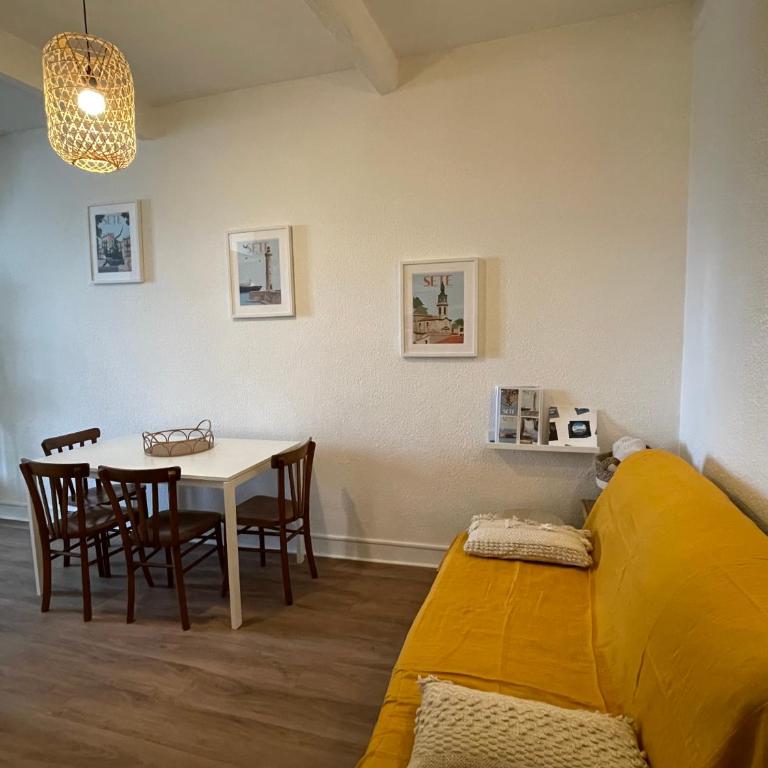 Joli Appart avec Parking en coeur de ville de SETE - Appartement 1 Chambre - 3