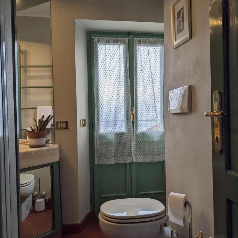 B&B Il Poggiolo - Camera Matrimoniale con Vista Lago - 11