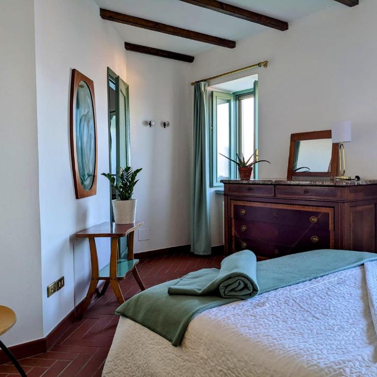 B&B Il Poggiolo - Camera Quadrupla su 2 Livelli - 8