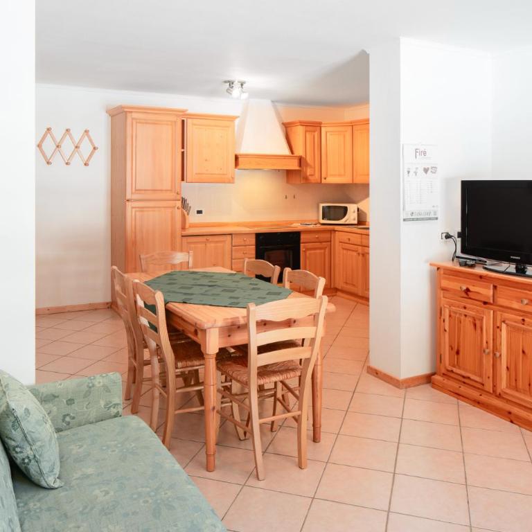Appartamenti Agriturismo Cèsa Ciasates - Appartamento con 2 Camere da Letto e 2 Bagni - 1
