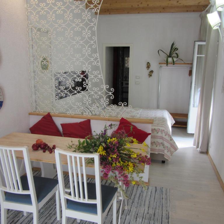 LA PERGOLA - One-Bedroom Apartment - 2
