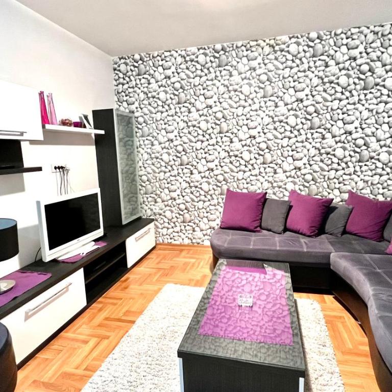 Apartments Milas - One-Bedroom Apartment - 1