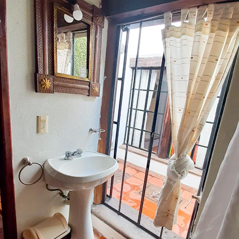 Hotel Real Guanajuato - Budget Single Room - 4
