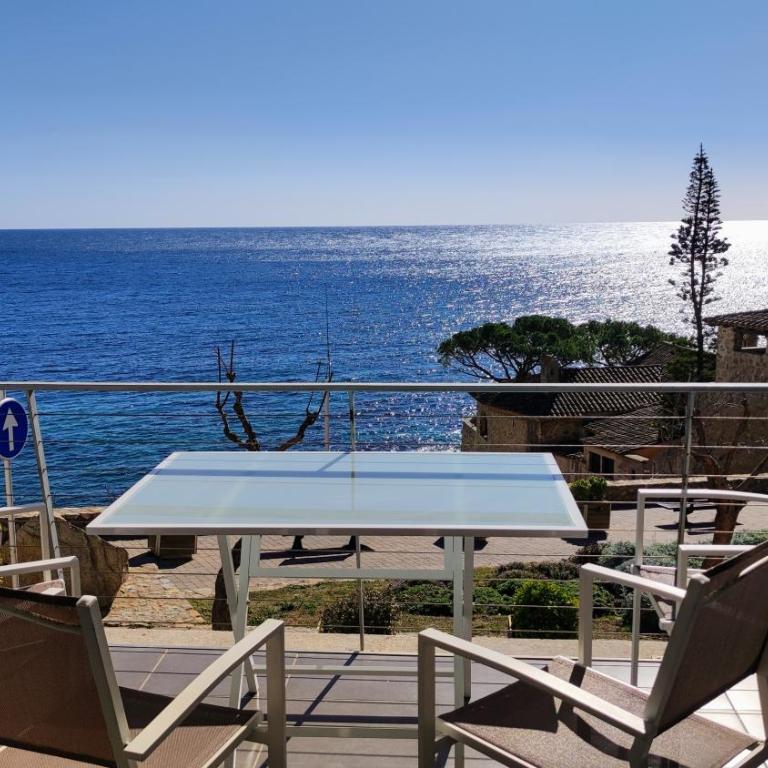 Apartamento frente al mar en la mejor ubicación de Calella - Apartamento de 1 dormitorio - 1