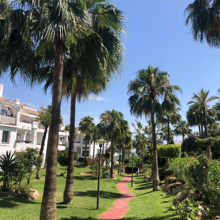 Apartamento Miraflores tres piscinas cerca del mar - Albamar - Apartamento de 2 dormitorios - 23