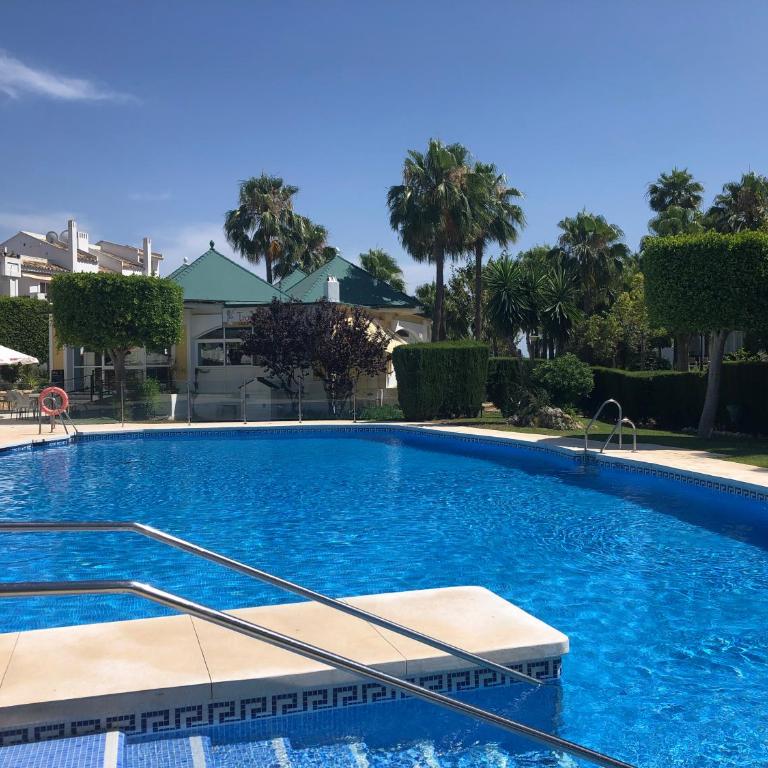Apartamento Miraflores tres piscinas cerca del mar - Albamar - Apartamento de 2 dormitorios - 31