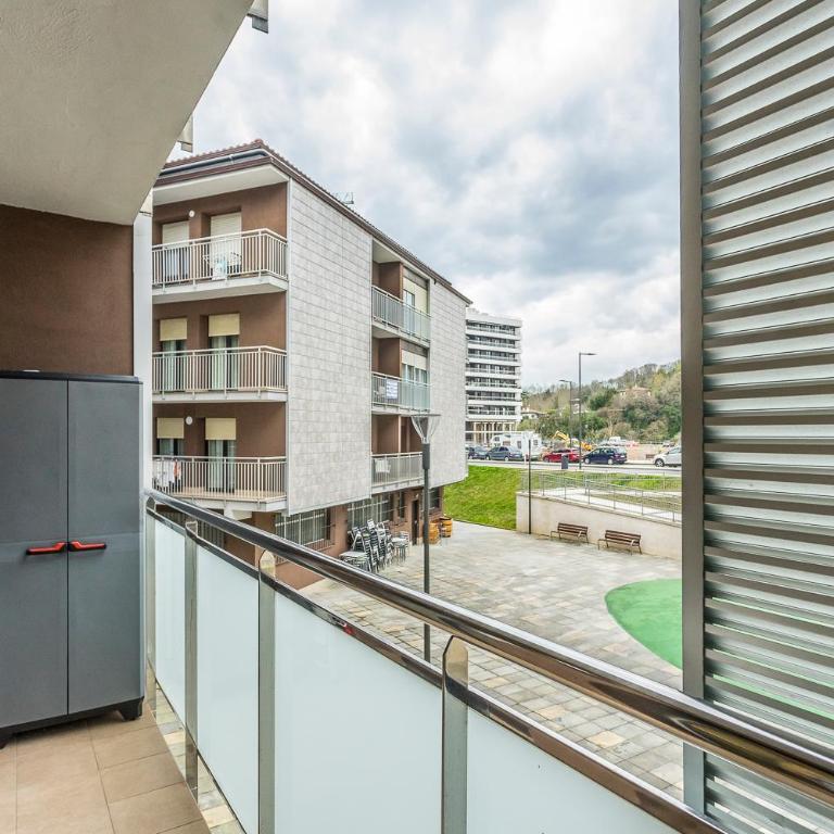 Paseo Antzieta 31. 1E - Apartamento - 35