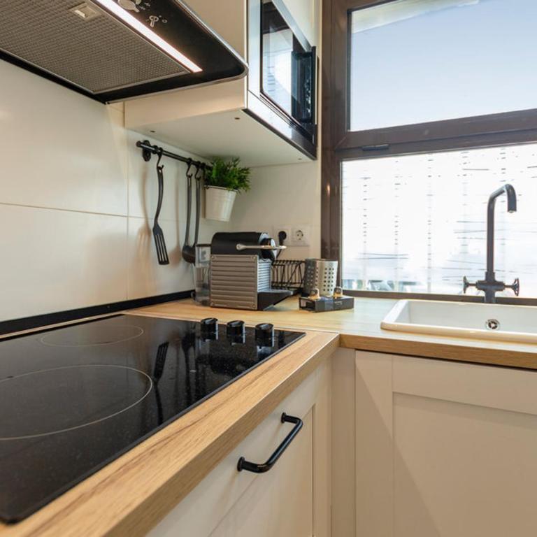 Benalmadena Aloha Playa - One-Bedroom Apartment - 11