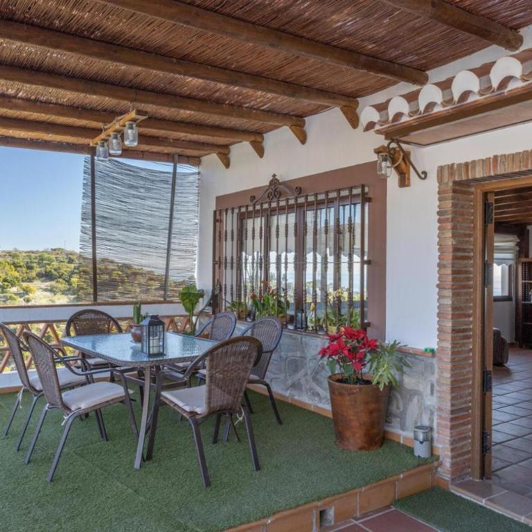 Villa Camarón - Three-Bedroom Villa - 22