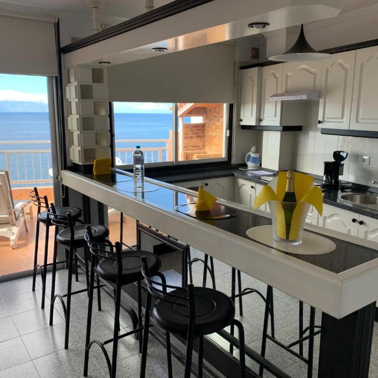 Vivienda Vacacional con Vistas a La Gomera y La Palma - Habitación Doble Familiar - 13