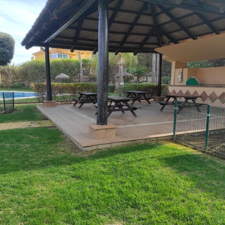 VILLA RIVIERA CON PISCINA PRIVADA JUNTO AL CAMPO DE GOLF - Villa con piscina privada - 69