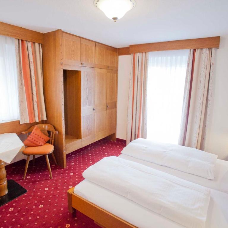 Gästehaus Birkenhof - Doppelzimmer mit Gartenblick - 1