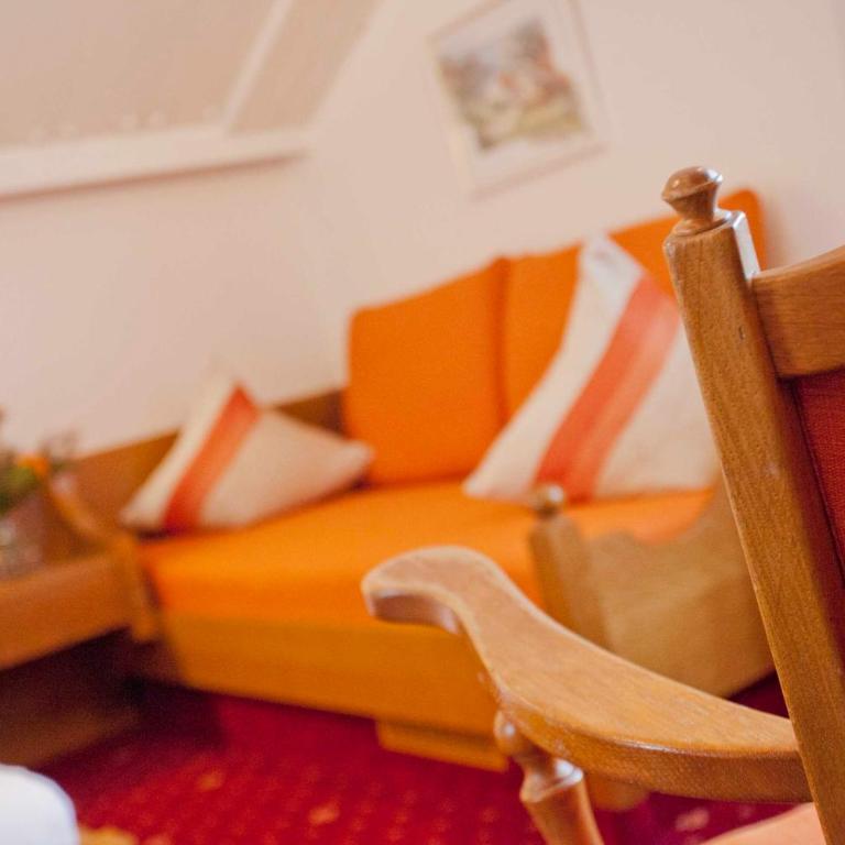 Gästehaus Birkenhof - Großes Doppelzimmer mit Balkon - 1