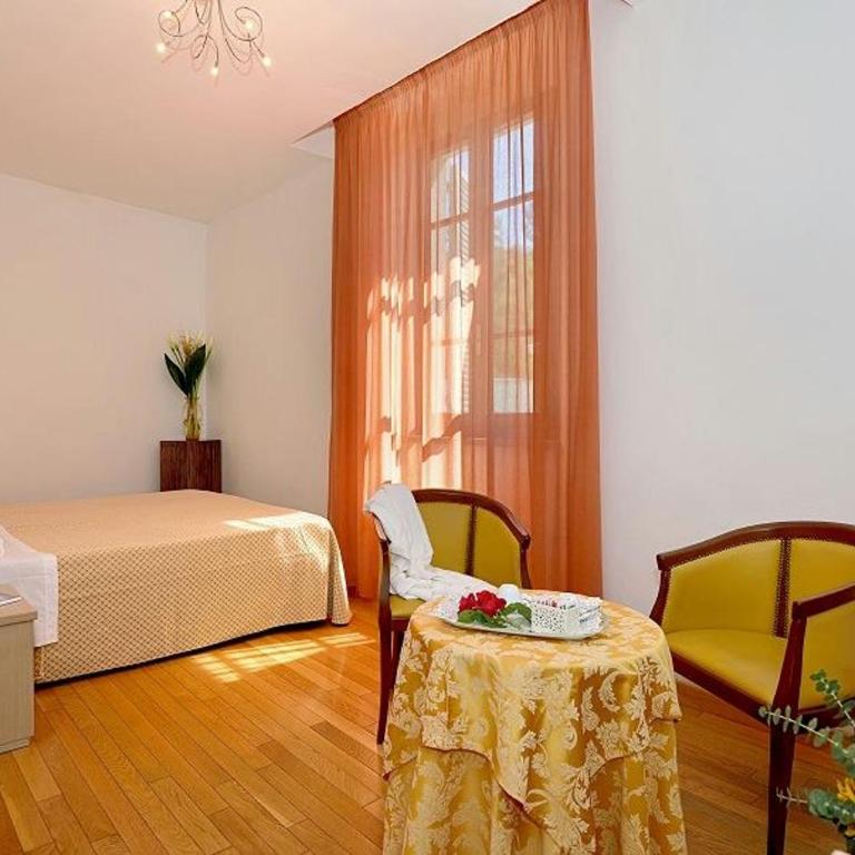 Hotel La Colonna - Camera Doppia con Letti Singoli - 6