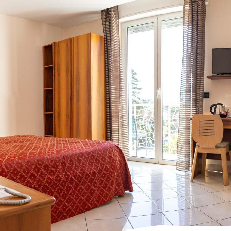Hotel Marinella - Standard Double or Twin Room - 9