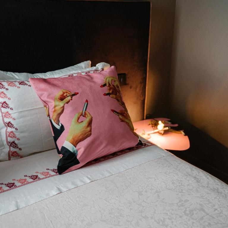 Aron Only Suites Bed and Breakfast - Camera Matrimoniale Standard - 5