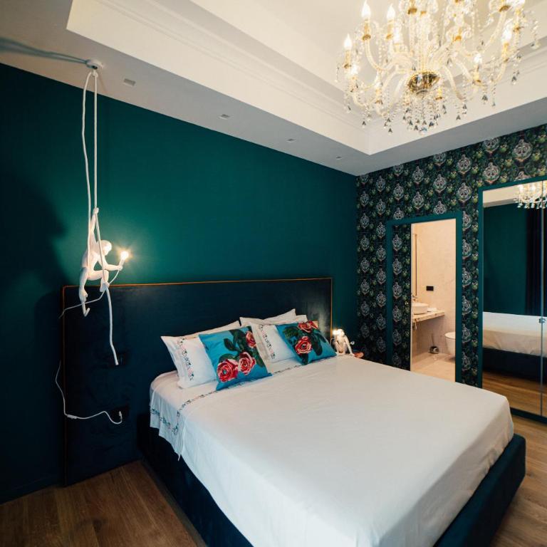 Aron Only Suites Bed and Breakfast - Suite King con Balcone - 13