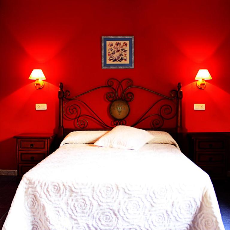 Hostal Casa Lacreu - Double or Twin Room - 11