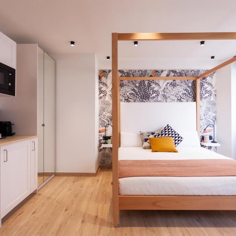 Welldone Sierpes Boutique - Habitación Deluxe con cama extragrande - 1