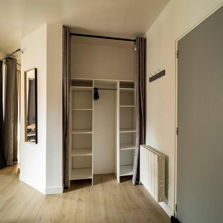 La Promesse - Studio Lit King-Size avec Canapé-Lit - 11