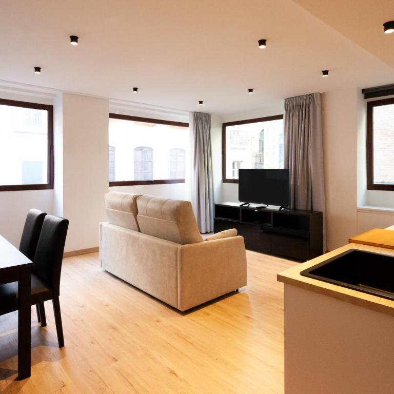 Welldone Sierpes Boutique - Suite con bañera de hidromasaje - Cama extragrande - 12