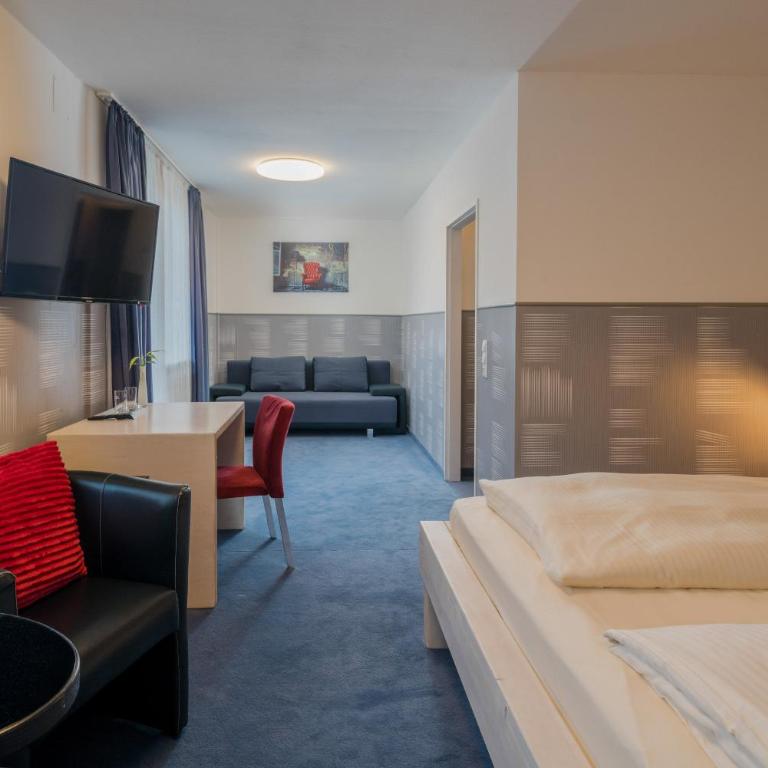 Hotel Fidelio - Deluxe Doppelzimmer - 9