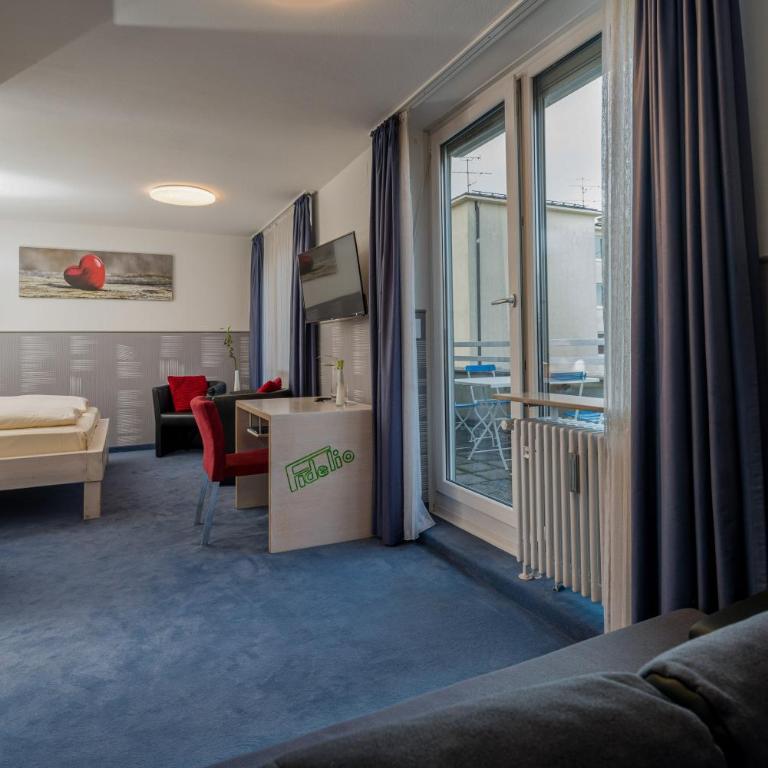 Hotel Fidelio - Deluxe Doppelzimmer - 8
