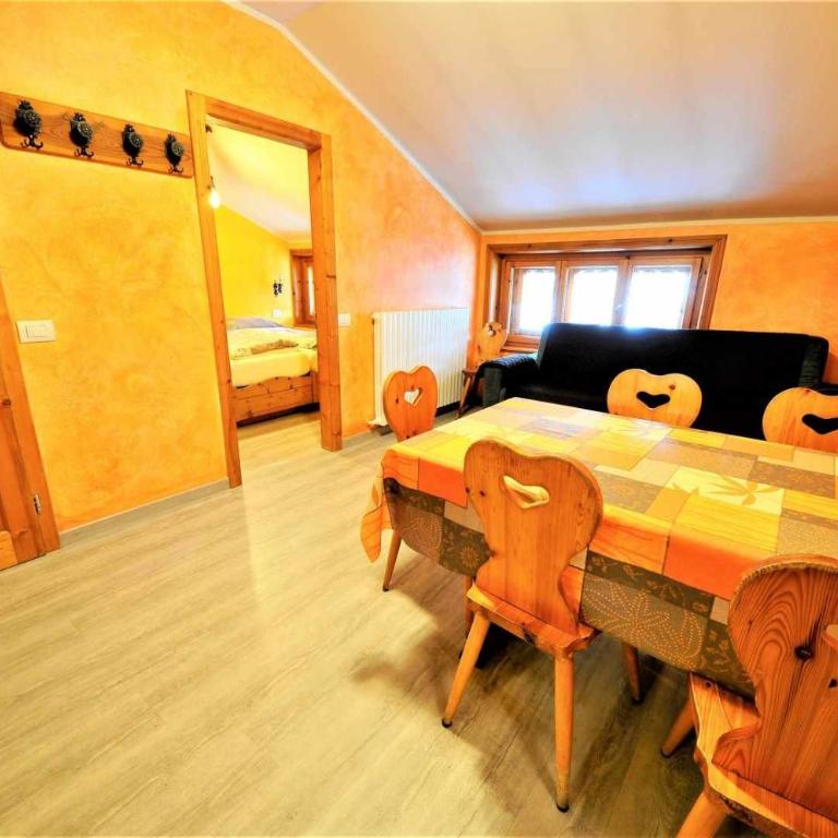 Residence Casa Longa by Livigno Accomodation - Appartamento con 2 Camere da Letto - Ultimo Piano - 2