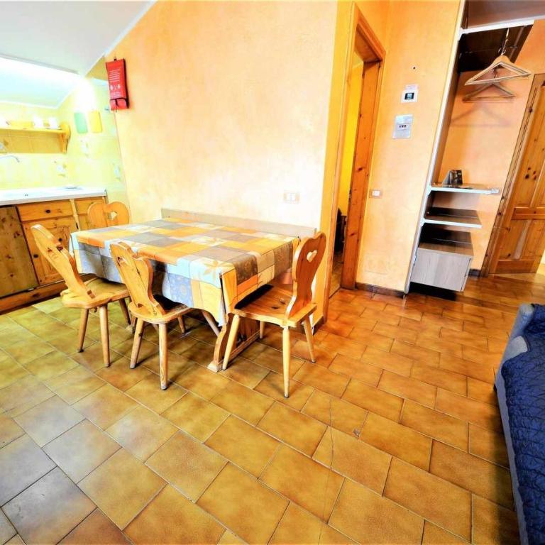 Residence Casa Longa by Livigno Accomodation - Appartamento con 2 Camere da Letto e Balcone - 4