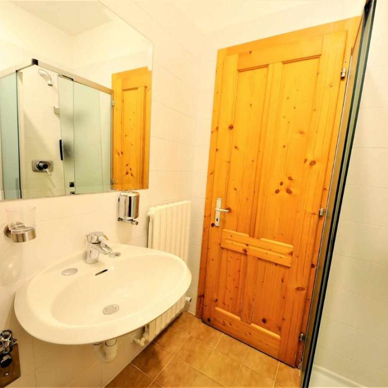 Residence Casa Longa by Livigno Accomodation - Appartamento con 2 Camere da Letto e Balcone - 7
