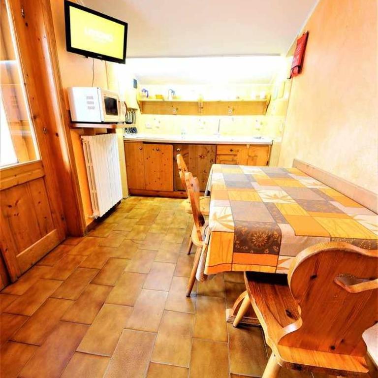 Residence Casa Longa by Livigno Accomodation - Appartamento con 2 Camere da Letto e Balcone - 15