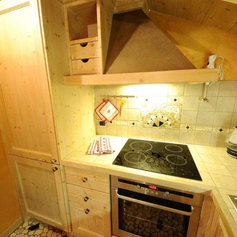 Chalet Lucky Exclusive by Livigno Accomodation - Apartment - 14