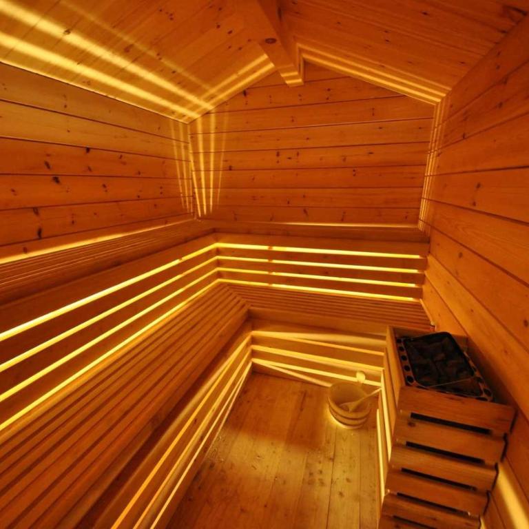 Baita Hanzel & Gretel by Livigno Accomodation - Chalet Superior - 36