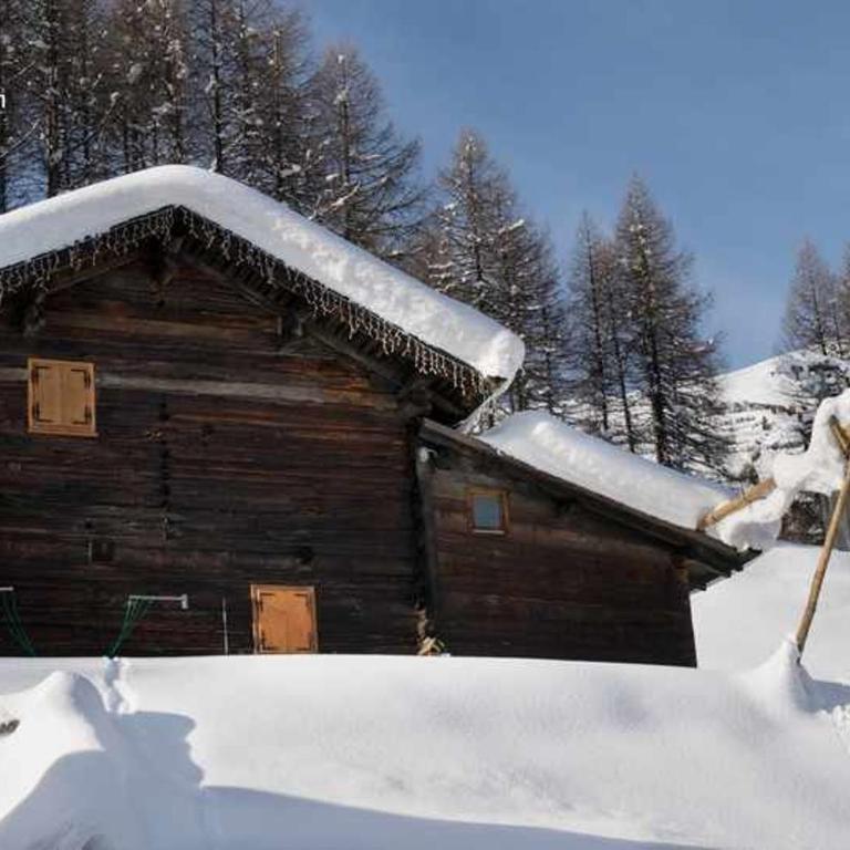 Baita Hanzel & Gretel by Livigno Accomodation - Chalet Superior - 8