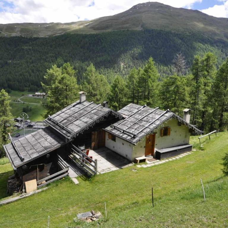 Baita Hanzel & Gretel by Livigno Accomodation - Chalet Superior - 17