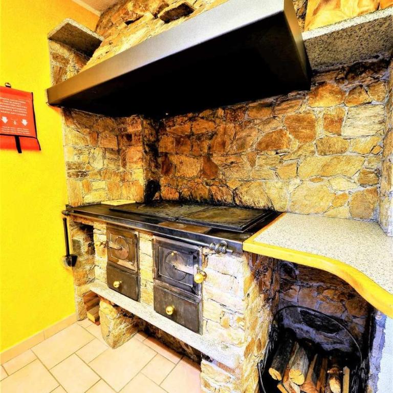 Baita Hanzel & Gretel by Livigno Accomodation - Chalet Superior - 21