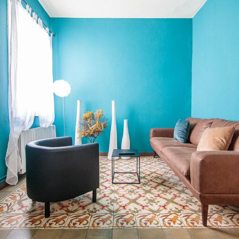 Be barcelona arco del triunfo sunny colors 2 - Three-Bedroom Apartment - 26