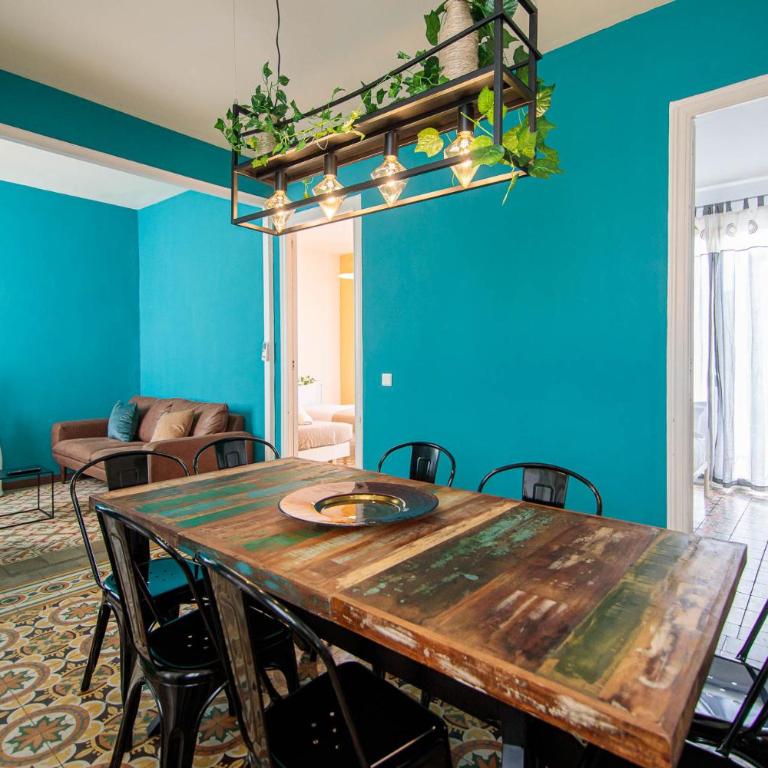 Be barcelona arco del triunfo sunny colors 2 - Three-Bedroom Apartment - 31