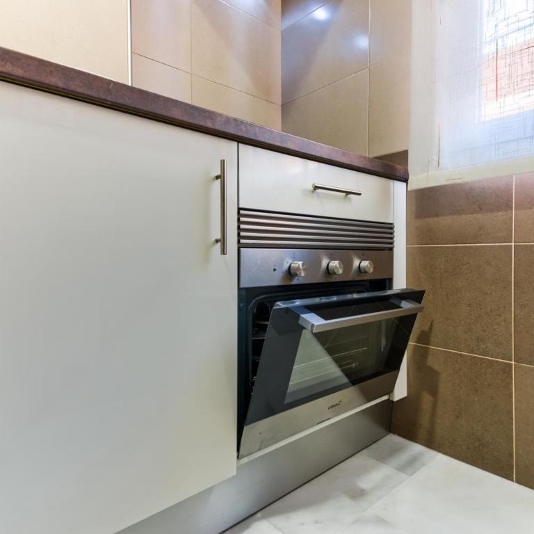 Holidays2Malaga Salitre cerca Estacion AVE & Fibra Wifi - Apartamento de 1 dormitorio - 21