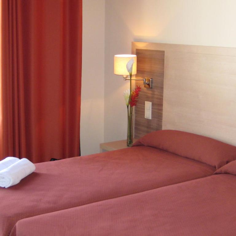 Residència Erasmus Gracia - Superior Twin Room - 4